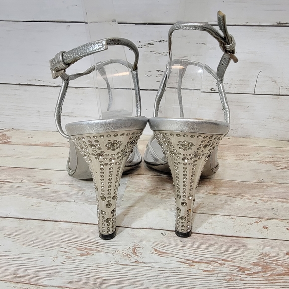 Prada strappy silver sandals with rhinestone encrusted heel - Picture 8 of 16